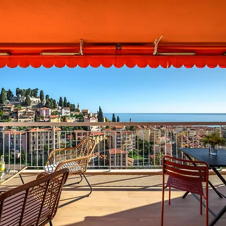 Les Orangers, Avec Coin Nuit, Incroyable Vue Sur La Et La Mer, Parking *