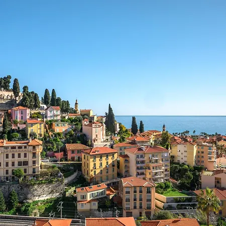 Les Orangers, Avec Coin Nuit, Incroyable Vue Sur La Et La Mer, Parking * Menton