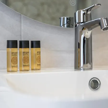 شقة Les Orangers, Avec Coin Nuit, Incroyable Vue Sur La Et La Mer, Parking *